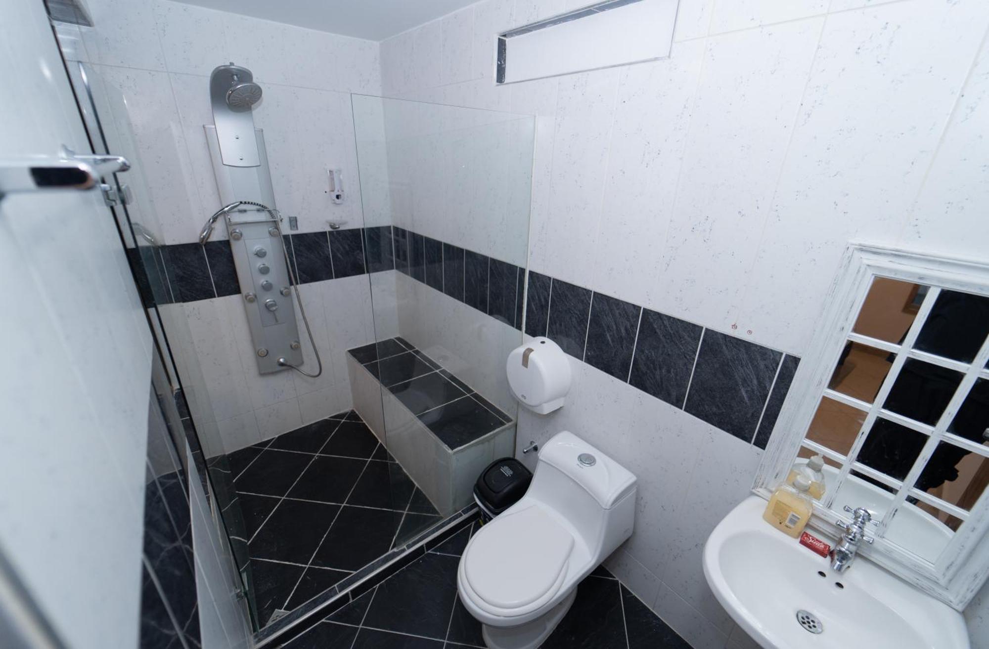Ayenda 79 Hotel Medellín Dış mekan fotoğraf