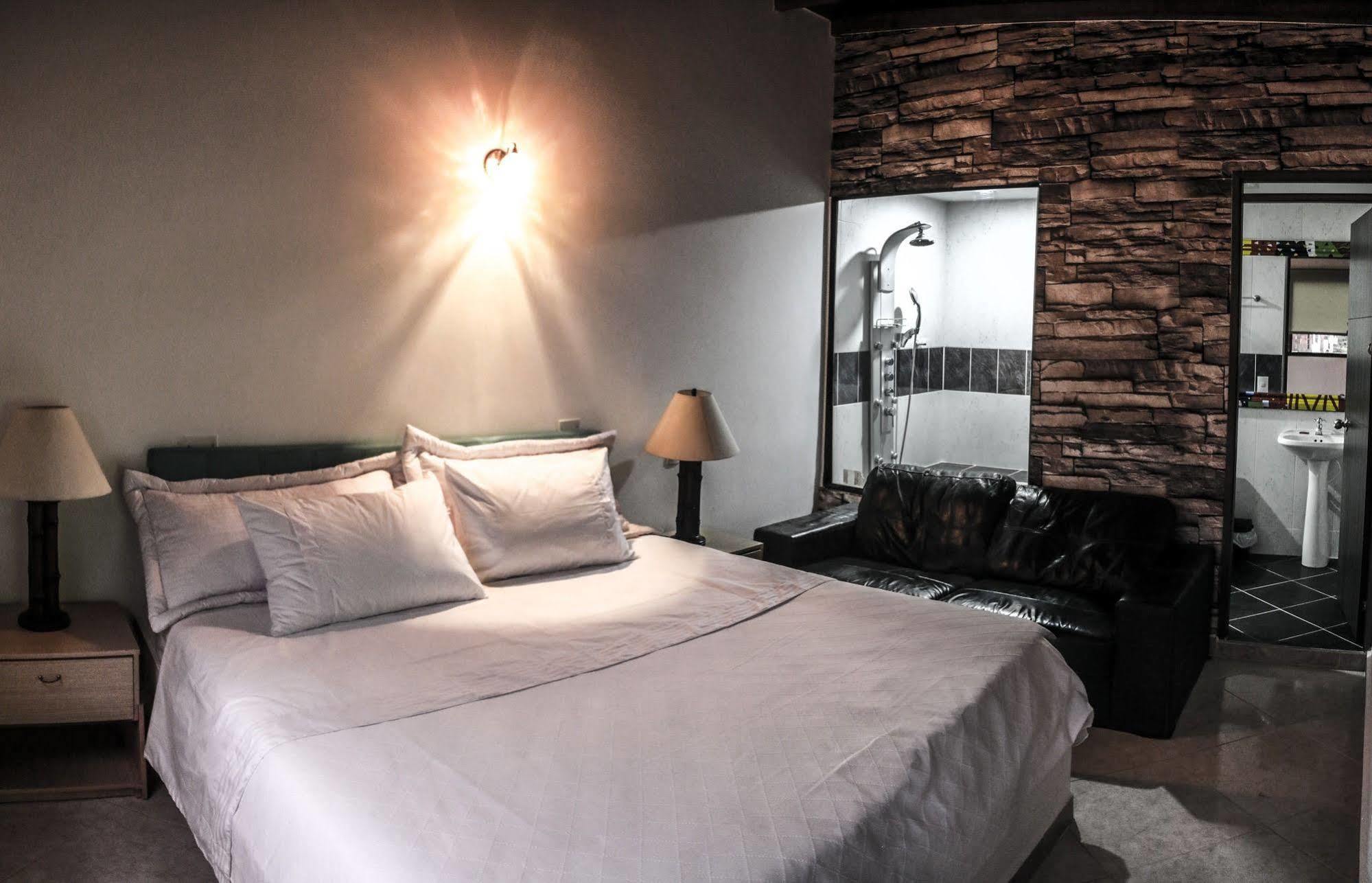 Ayenda 79 Hotel Medellín Dış mekan fotoğraf